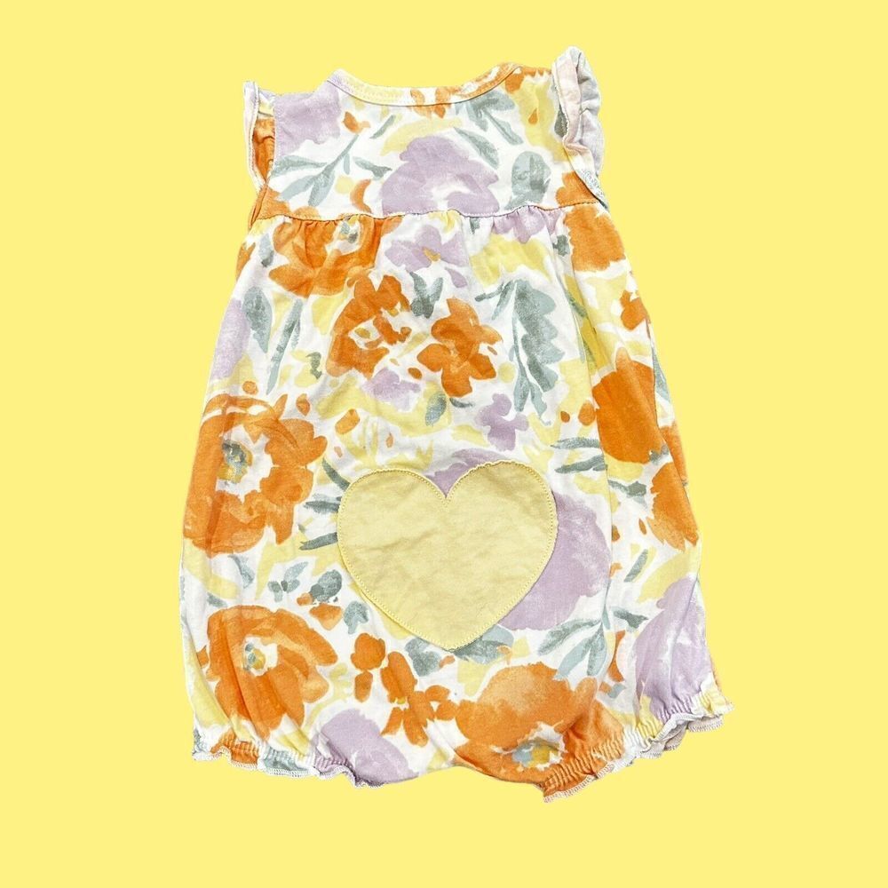 Carters Baby Girl 12 Months Floral Watercolor Heart Pastel Romper Creeper Snap‎